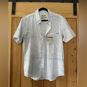 (NWT) RSVLTS All Work and No Play KUNUFLEX Short Sleeve size Medium